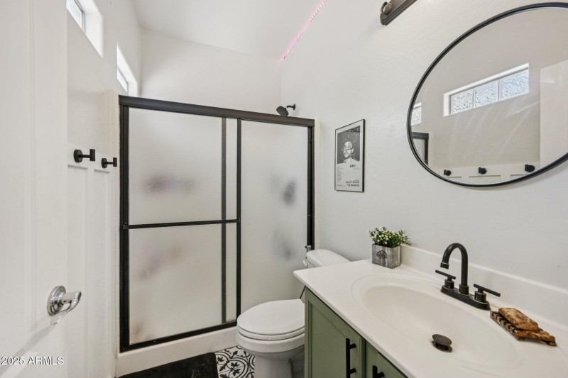 20-web-or-mls-S Bristol-S1008-020