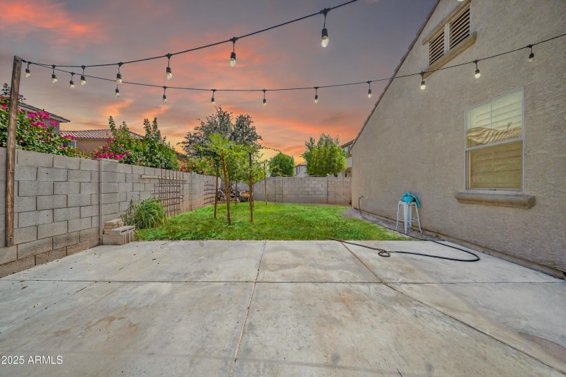 12038 W Davis Ln VT 4