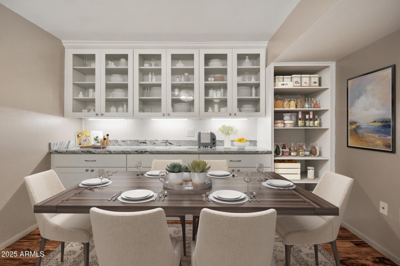 Copperstone VS dining room