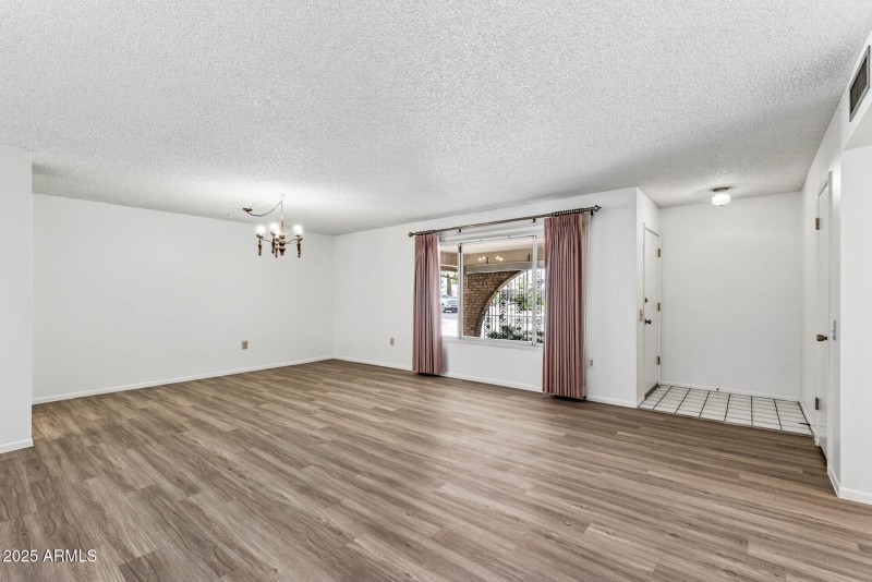 13_17807_125th13_mls