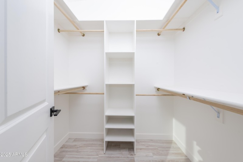 UNIT 1 PRIMARY CLOSET