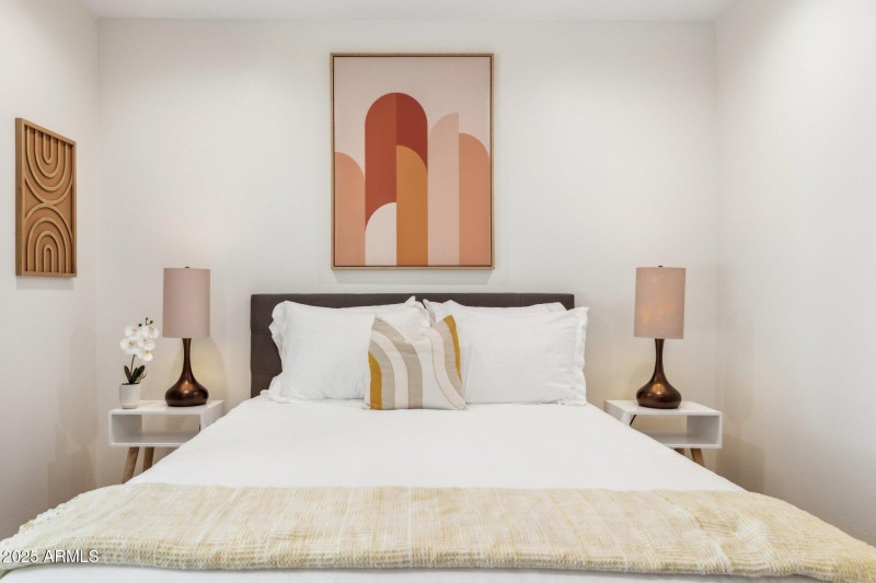 bedroom 4 with a queen bed