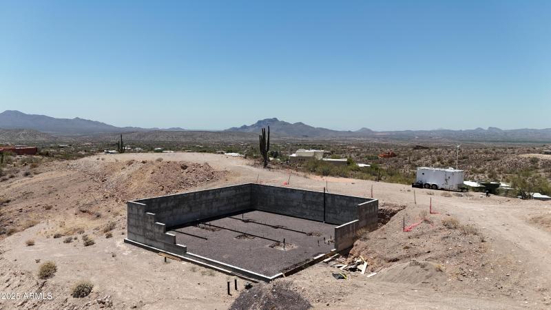 RV Garage beginning (1)