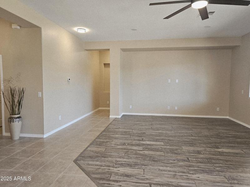 16837 W NORTHAMPTON RD, Surprise, AZ 853