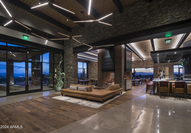 Mountain House Lodge Lobby