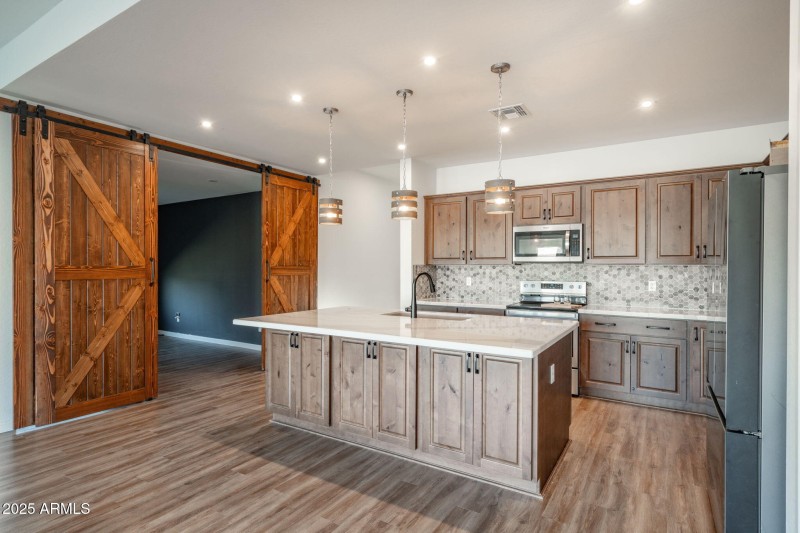 21-web-or-mls-5656-e-killen-loop