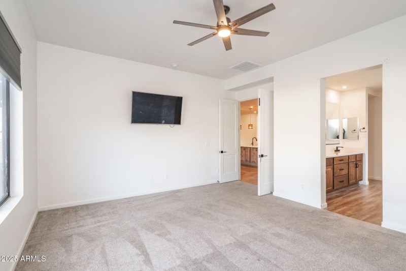 16-web-or-mls-5656-e-killen-loop