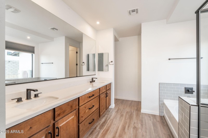 11-web-or-mls-5656-e-killen-loop