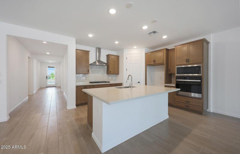 PHX_Landmarke_Lot 1039_Azure_866_Kitchen