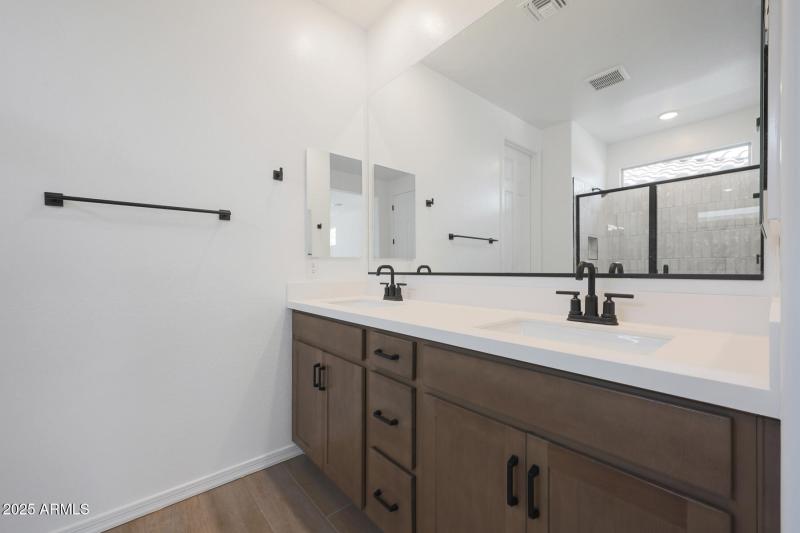 PHX_Landmarke_Lot 1039_Azure_866_OwnersS