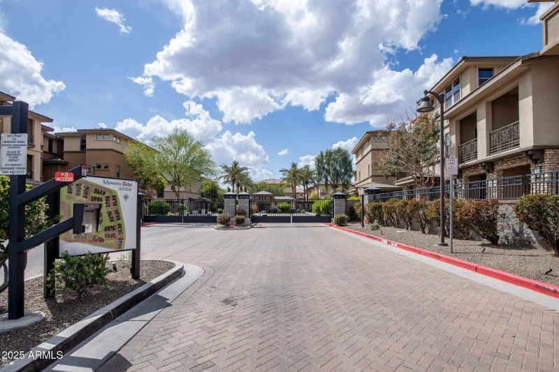 35-web-or-mls-_TMR2002