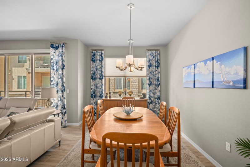 17-web-or-mls-_TMR1797