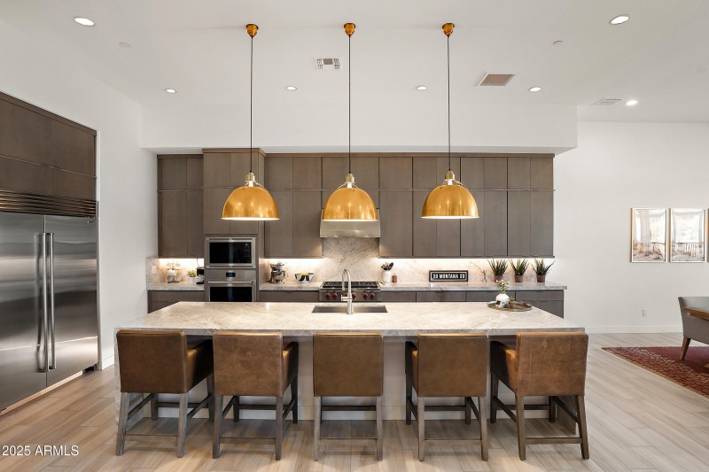 Taj Mahal waterfall island & backsplash