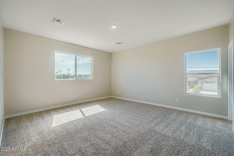 14 - 5523 Primary Bedroom