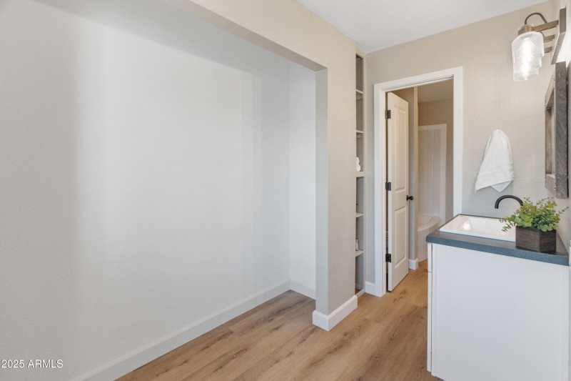 3840 N 43rd Ave Unit 36-8