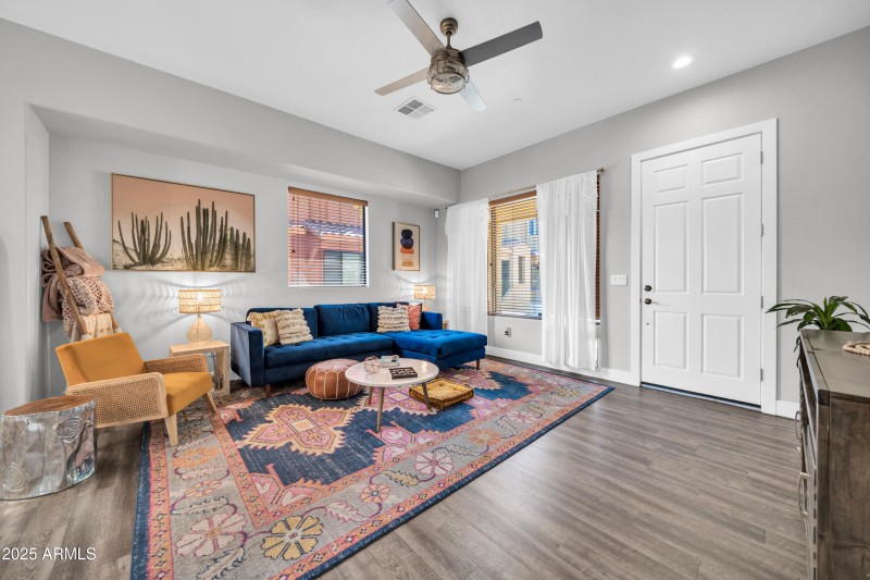 9551 E Redfield Rd-7