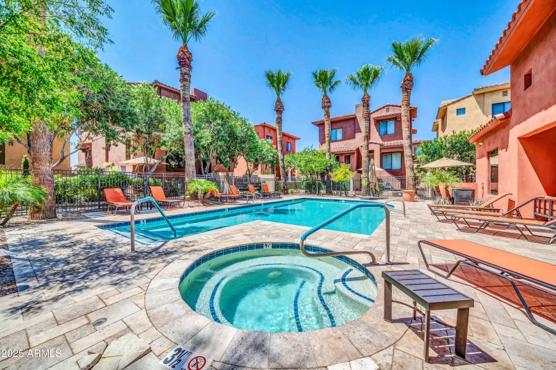 9551 E Redfield Rd-42