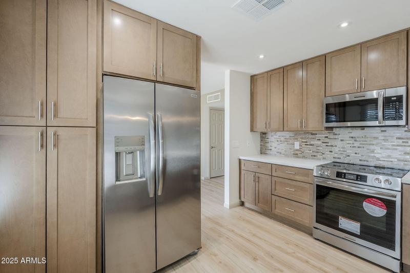 12-web-or-mls-37th-12