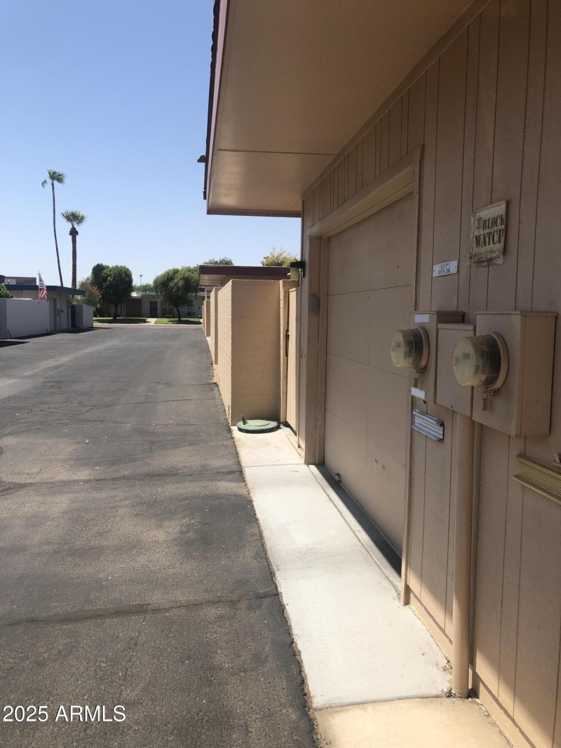 Single Car Garage access