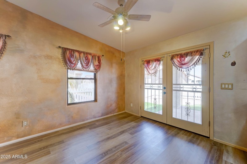 2101 S Meridian #255-9