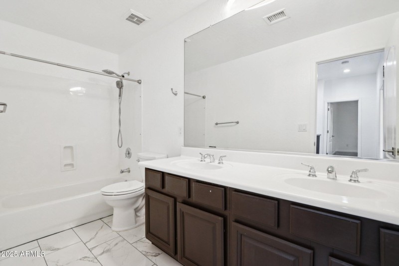 3rd Bathroom (Upstairs)