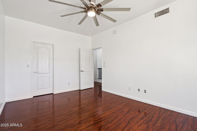 3rd Bedroom (Upstairs)