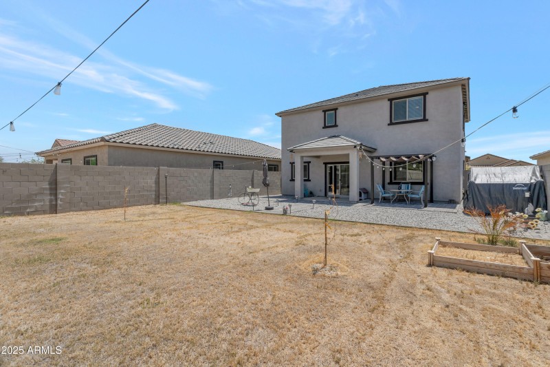 Huge Backyard for Entertaining