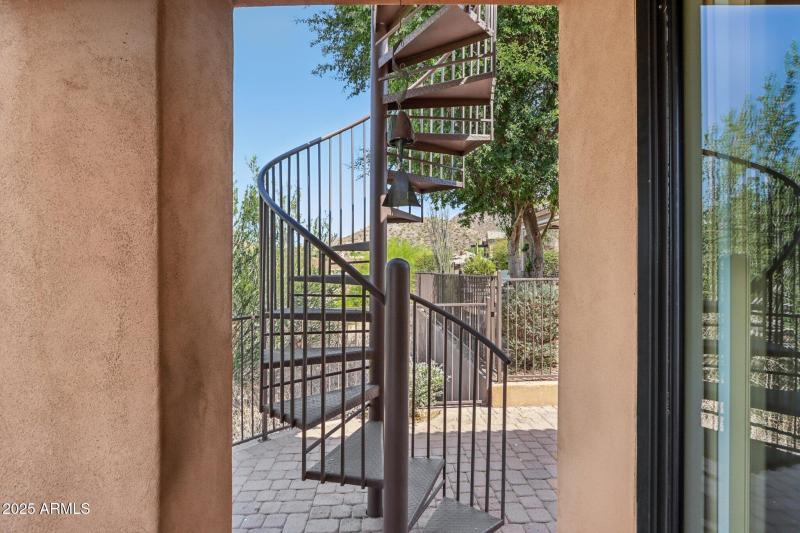 viewing deck staircase