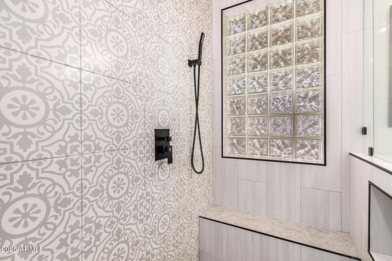 25 - Desert Honeysuckle