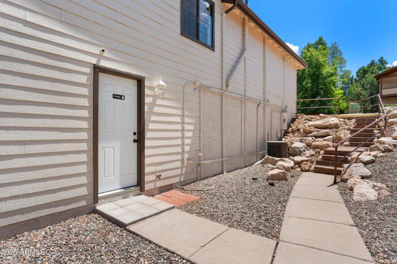 41-Additional Downstairs Apartment