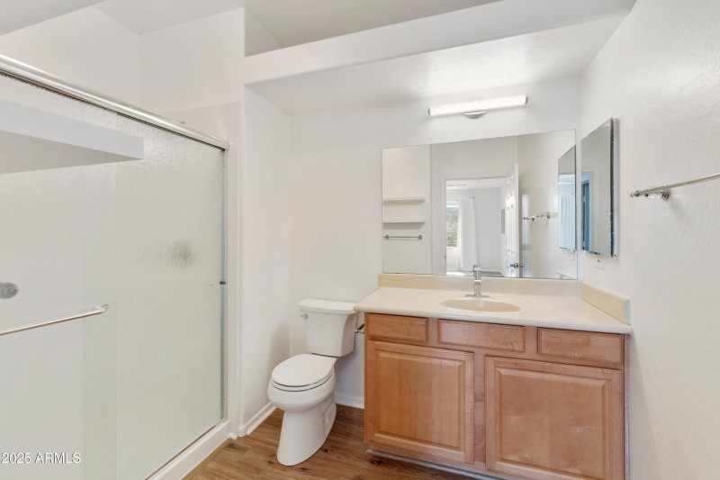 2155 N-022-013-dlb-MLS_Size