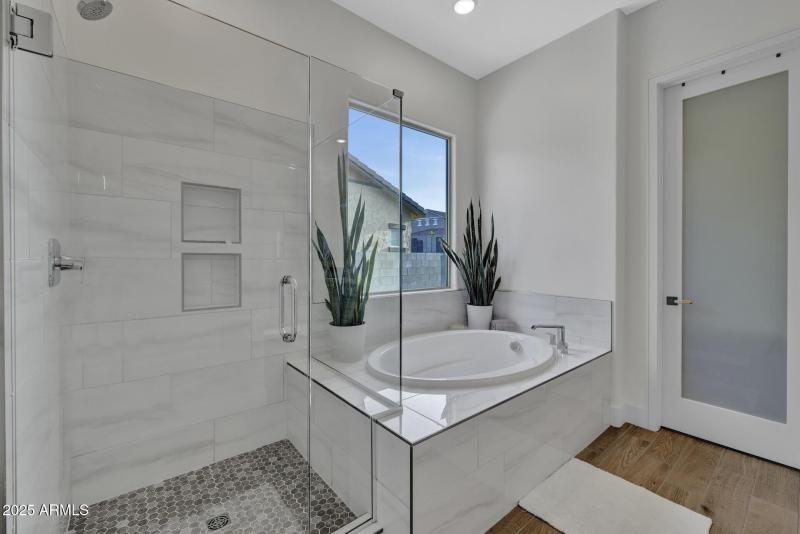 3K6A0229_30_31_32_33