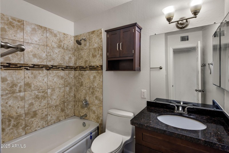 12-web-or-mls-D46A1476 copy