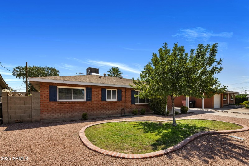 23-web-or-mls-D46A1551 copy