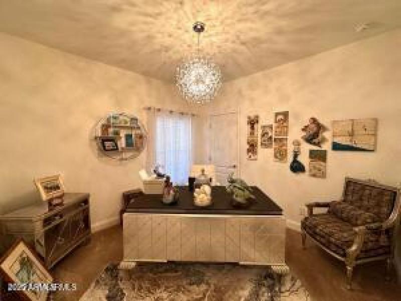 secondary bdrm or office