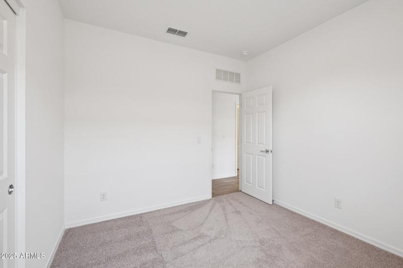 22-web-or-mls-W Old Timer Rd-S1008-022