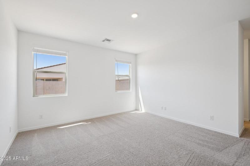 25-web-or-mls-W Old Timer Rd-S1008-025