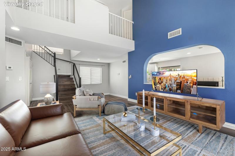 12633 living vs_watermark_Property_9F6C_