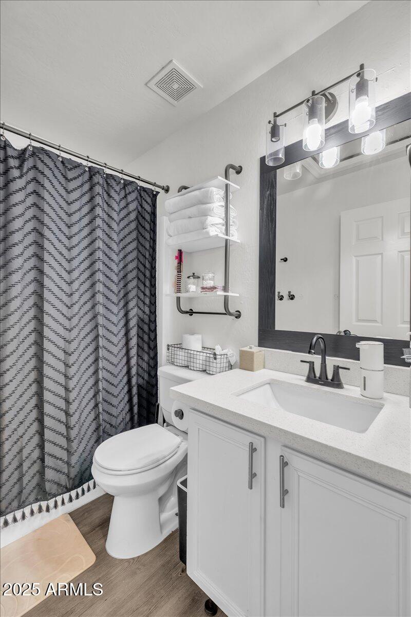 21-7760_W_Marlette_Ave6