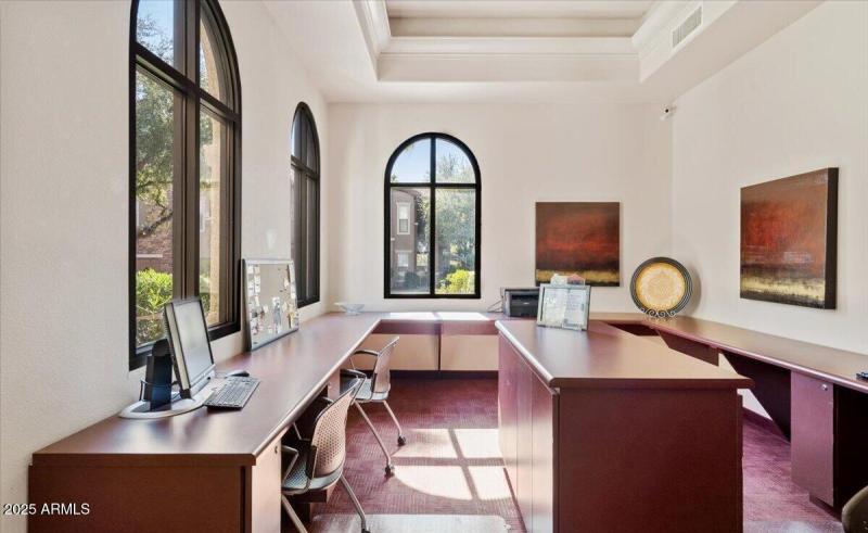 Clubhouse Business Center