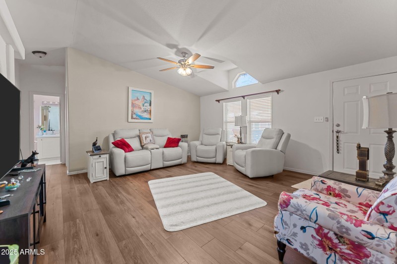 12-web-or-mls-DSC01167