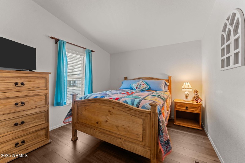 23-web-or-mls-DSC01112