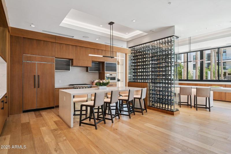 Ritz-Carlton Residences Clubhouse