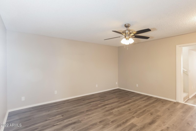 003-photo-living-room-11372758