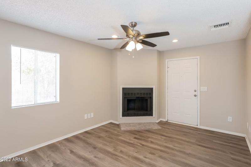 008-photo-bonus-room-11372759