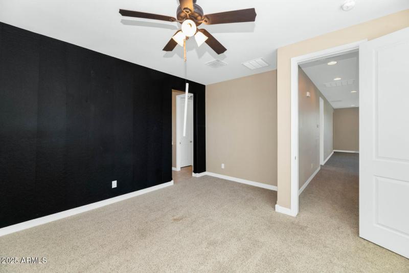 10718 E Lumiere Ave-large-035-037-10718