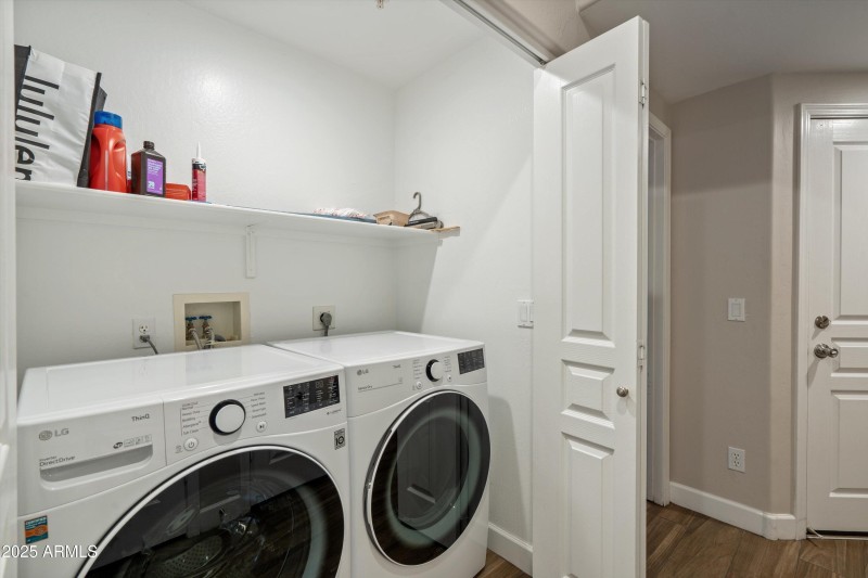 28-Laundry Room
