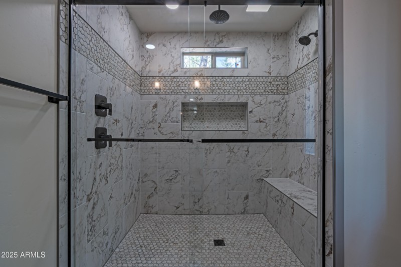 Oversized Primary shower