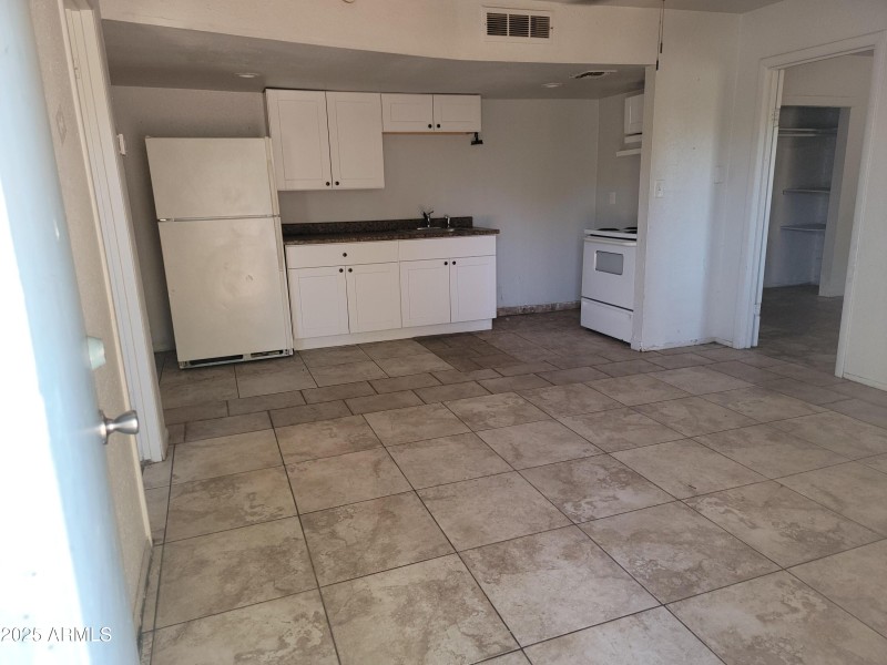 Living_Kitchen (NXPowerLite Copy)