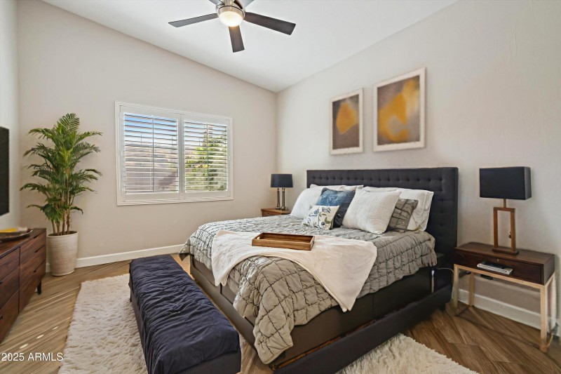 20-Primary-Bedroom - 2